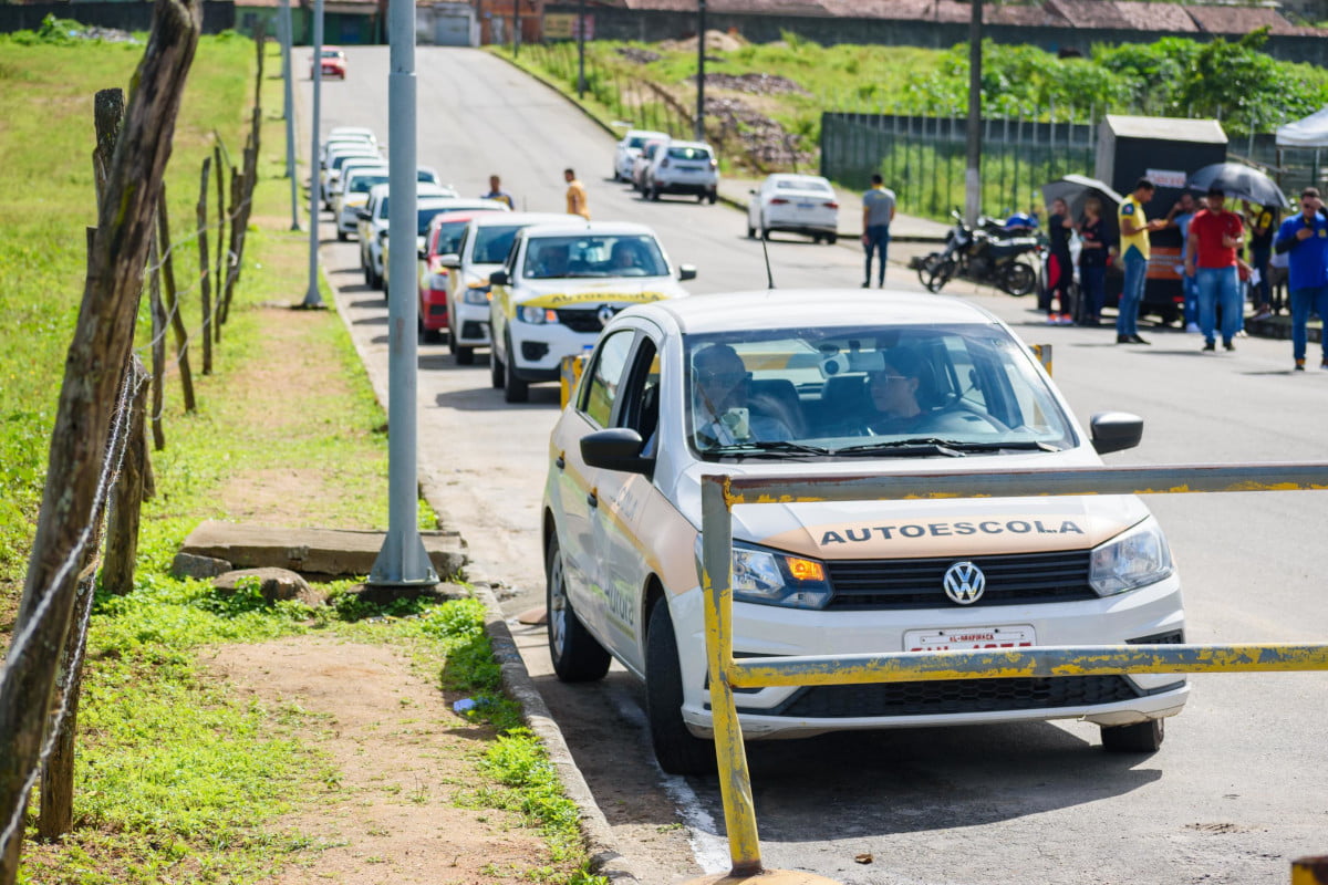 Detran AL promove mutirão da CNH e amplia vagas de exames práticos no