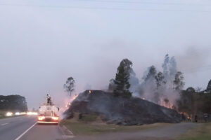 Calor queimadas em rodovias