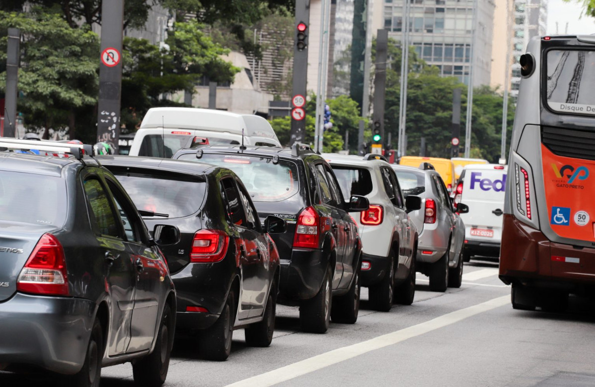 Licenciamento 2024 chega às placas 7 e 8 em outubro no estado de SP