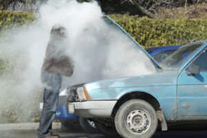 carros velhos trânsito